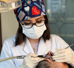 دکتر ملیکا محمدی جراح دندانپزشک