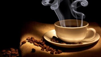 آیا نوشیدن قهوه در بارداری مضر است؟