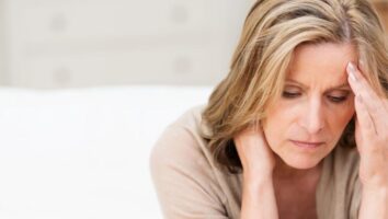 بررسی دلایل یائسگی زودرس