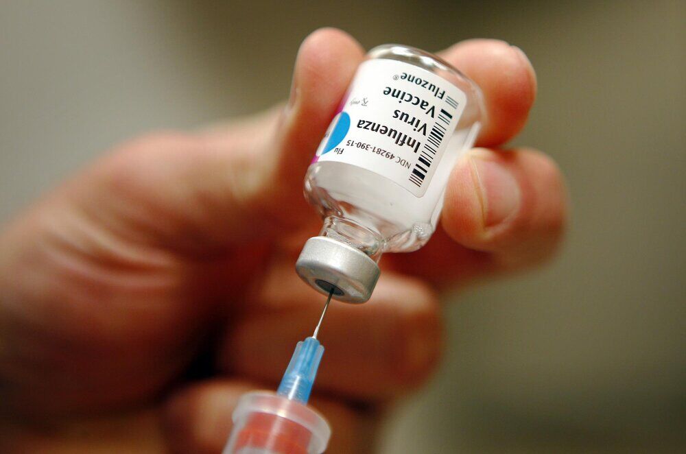 چه کسانی، چه زمانی و چرا باید واکسن آنفلوآنزا تزریق کنند؟