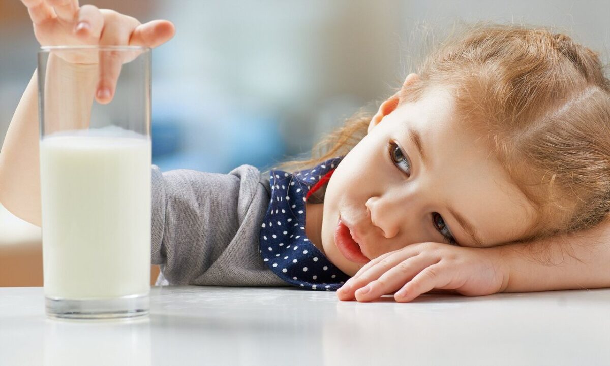 نوشیدن شیر برای تب خوب است یا بد؟
