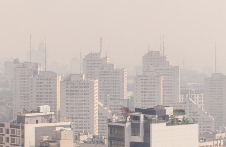 وزارت نفت به تعهدات خود برای کاهش آلاینده‌های هوا عمل کند