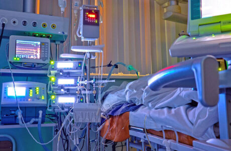 ICU و CCU چه بخش هایی در بیمارستان هستند و چه اتفاقی در آنها می افتد؟
