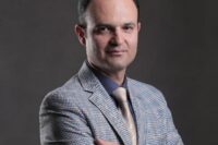 دکترحسن عندلیب/متخصص طب ورزش و توانبخشی