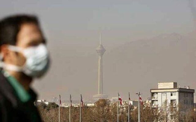 هوای پایتخت برای همه گروه‌ها ناسالم است