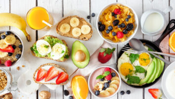کاهش وزن با ۱۳ خوراکی در وعده صبحانه